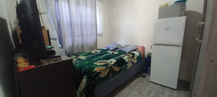 To Let 2 Bedroom Property for Rent in Wetton Western Cape